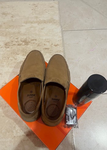 Kahverengi Sokak Stili Ayakkabı Temizleyici Seti - Görsel 2