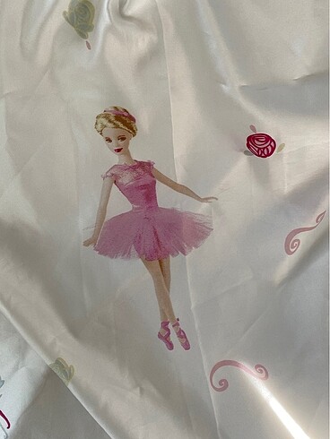 Beden Barbie perde