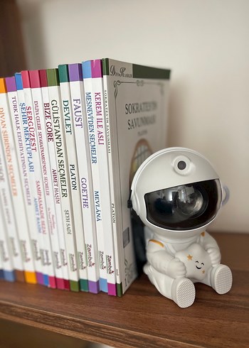 Beyaz Astronot Figürlü Dekoratif