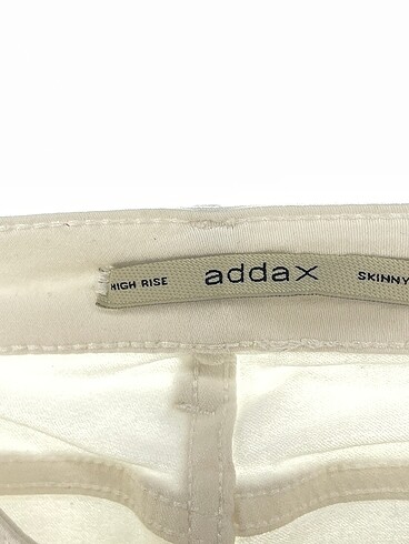 34 Beden beyaz Renk Addax Skinny %70 İndirimli.