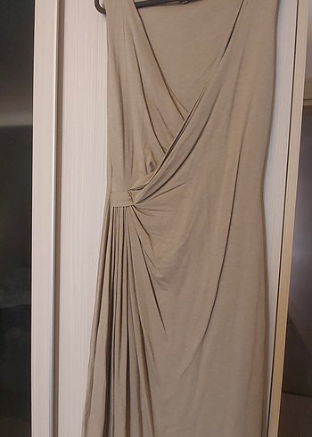 Max Mara Bej Kolsuz Uzun Drapeli Elbise