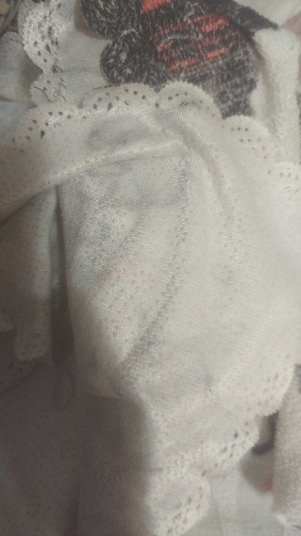 Baskılı Beyaz ve Gri Yatak Örtüsü - Görsel 3