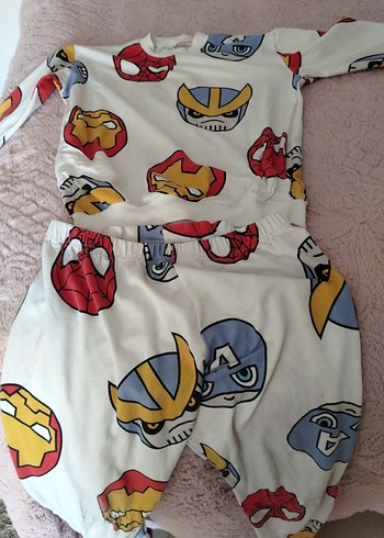 Çocuk Renkli Baskılı Pijama Takımı