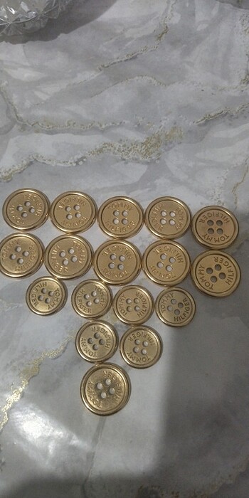 Gold düğme 