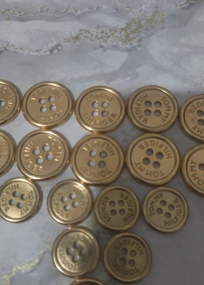 Gold düğme - Görsel 3