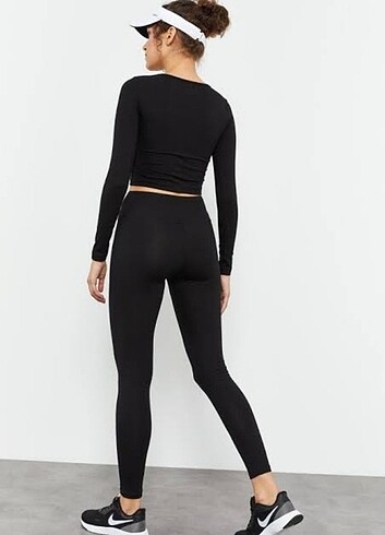 Nike Fitilli crop taytlı takım 