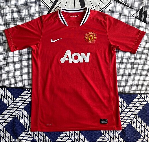 Manchester United 2010-2011 Çocuk Forma