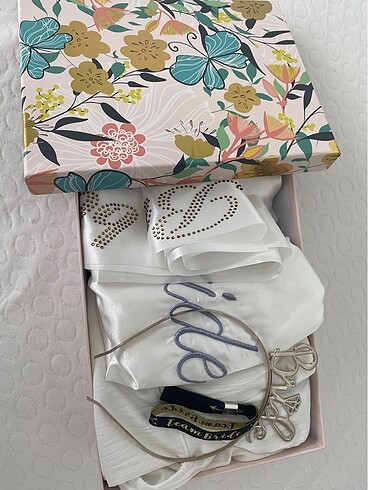 Pierre Cardin Bride set