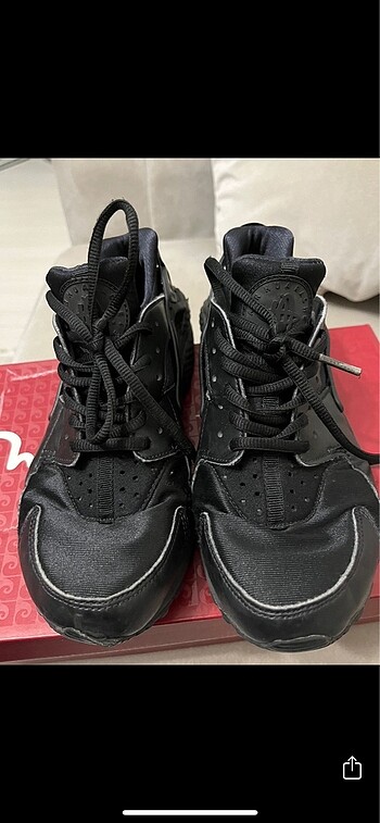 NİKE HUARACHE