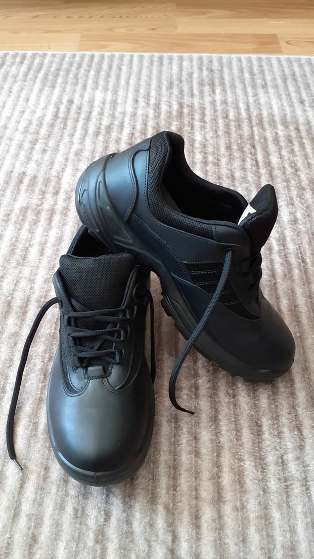 YDS 43 numaraSIFIR YENİ AYAKKABI Siyah  Spor Ayakkabı Bağcıklı - Görsel 2
