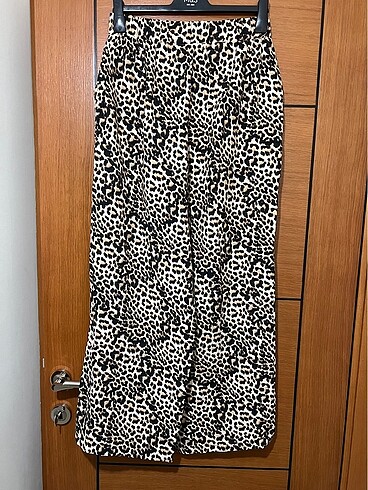 m Beden çeşitli Renk F&F 38 beden pantolon. Sıfır üründür.