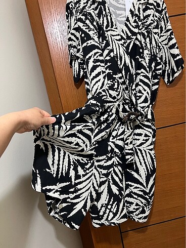 F&F F&F 40 beden tulum. Etiketli üründür.