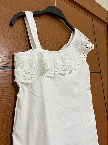 8 Yaş Beden LC Waikiki 8-9 yaş fistolu tshirt