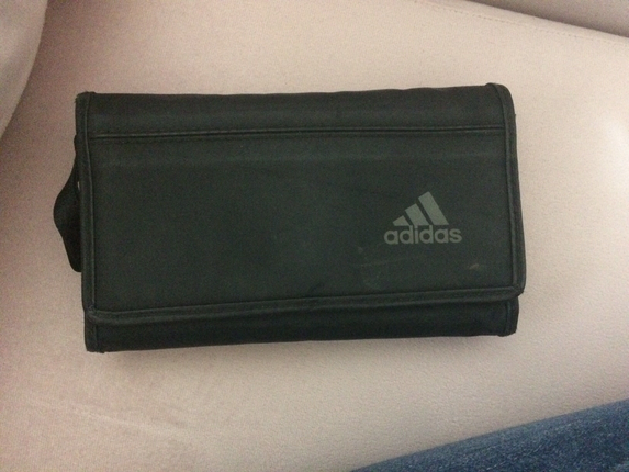 Adidas cüzdan
