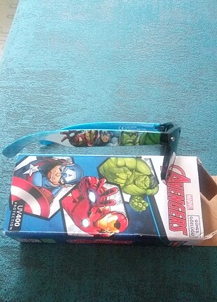  Beden Günes gözlüğü