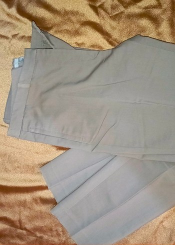 44 Beden Bej Regular Fit Kumaş Pantolon