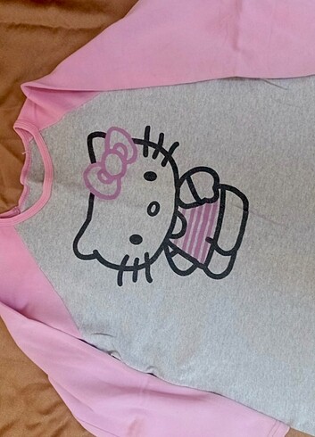 Hello kitty gecelik üstü
