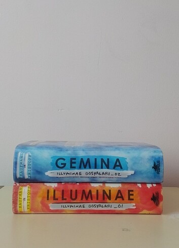 İlluminae Serisi 2 kitap