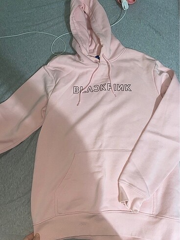 H&M blackpink hm sweatshirt