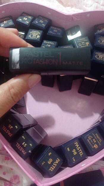 Pastel marka ruj 
