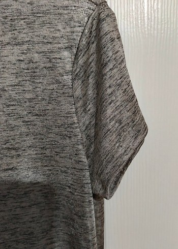 s Beden H&M Gri Kısa Kollu Tişört