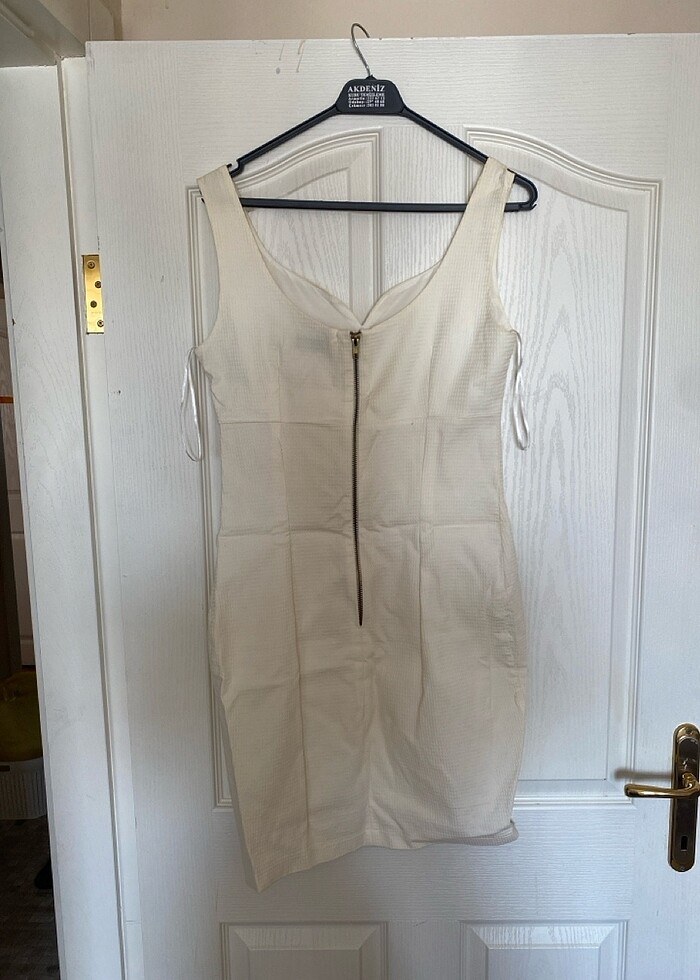 Kalp yaka kırk beyaz elbise - Görsel 2