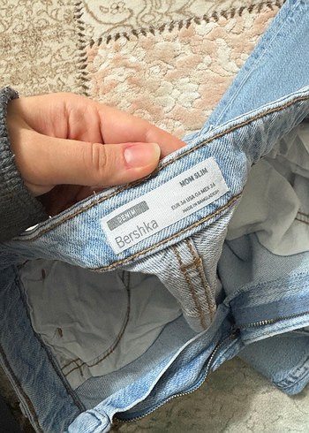 Kadın Mavi Peluş Detaylı Bol Kesim Denim Pantolon - Görsel 3