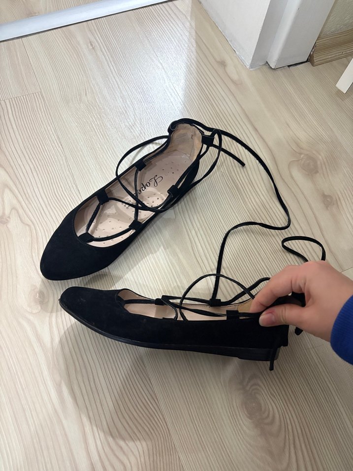 Siyah Elastik Bağcıklı Kadın Stiletto - Görsel 3