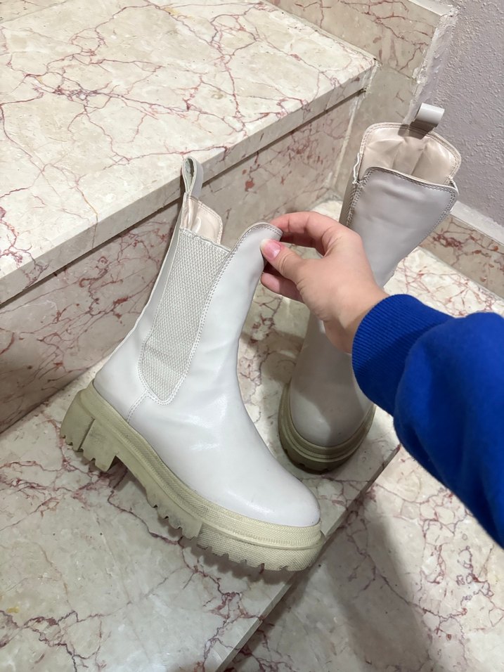 Beyaz Deri Platform Topuklu Kadın Bot - Görsel 3