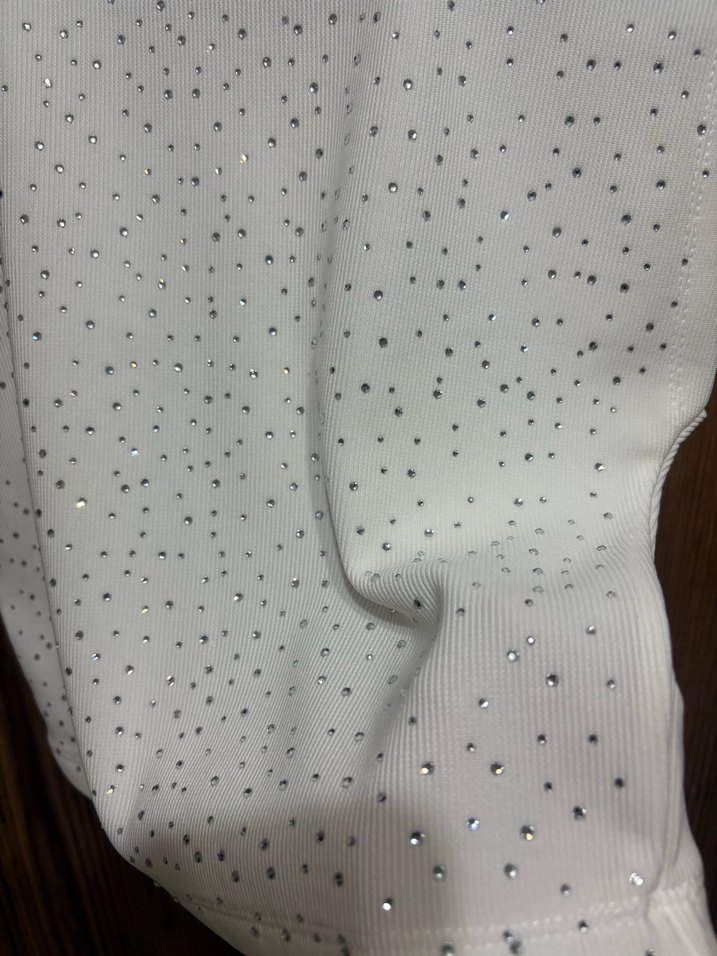 Taşlı Beyaz Kolsuz Crop Top - Görsel 5