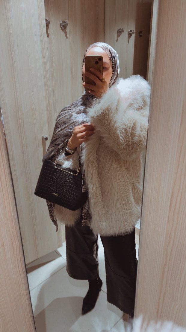 Gri Zebra Desenli Suni Kürk Midi Mont - Görsel 2