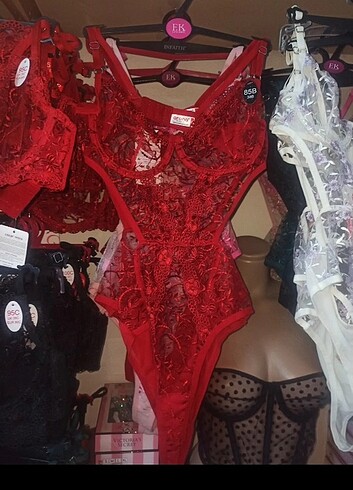 Diğer Bodysuit