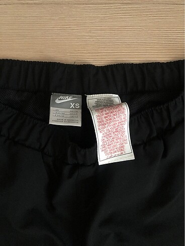xs Beden siyah Renk Orjinal marka Nike eşofman takımı