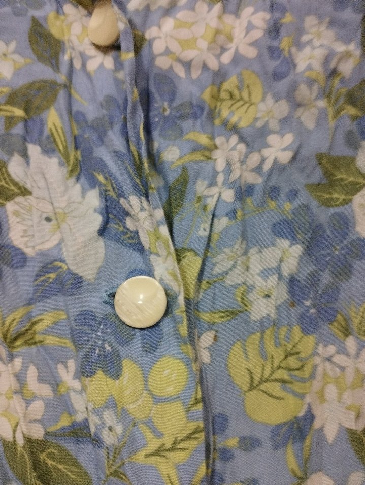 Düğmeli Mavi Çiçekli Keten Gömlek - Görsel 4