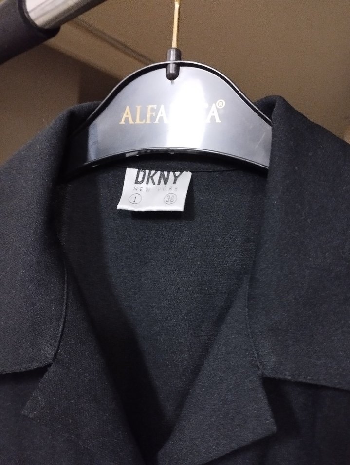 Siyah Keten Düğmeli Kolsuz Gömlek - Görsel 3