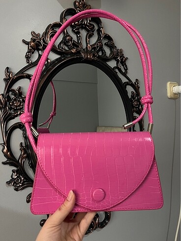 Pembe baget çanta