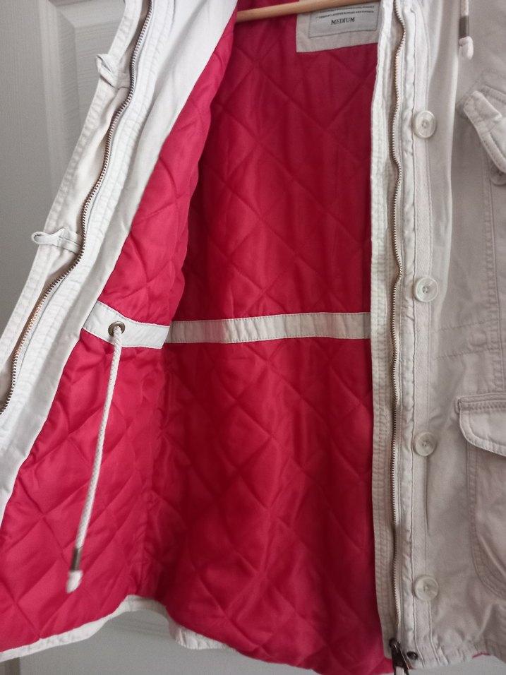 Bej Düğmeli kadın mont - Görsel 5