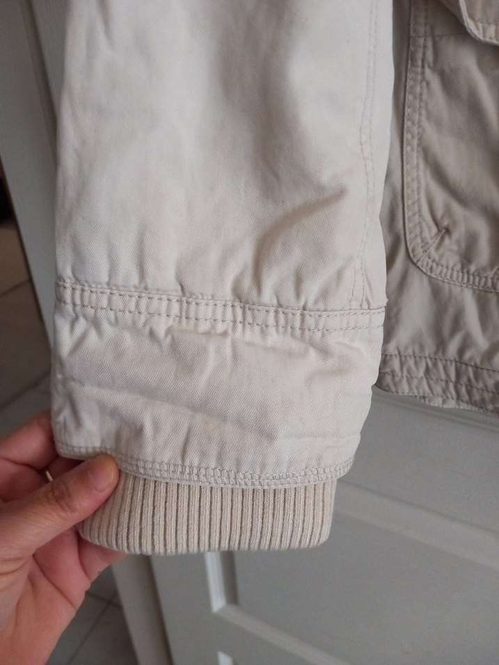 Bej Düğmeli kadın mont - Görsel 4