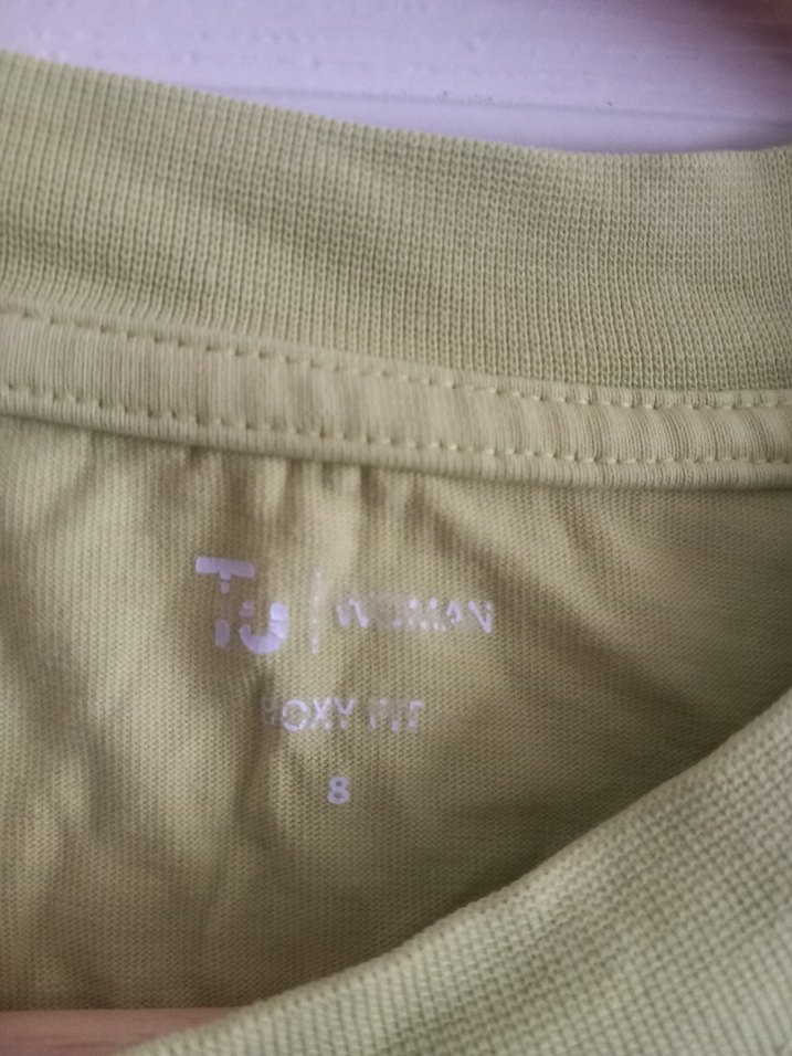 Yeşil Baskılı Kadın Kısa Kollu Tişört - Görsel 3