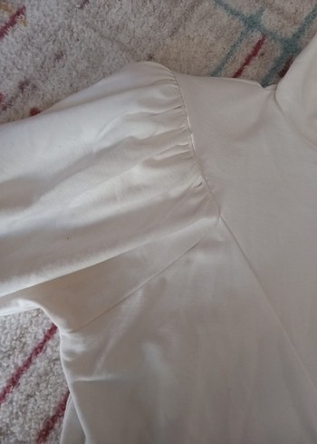 Beyaz Yüksek Yakalı Kadın badiy - Görsel 4