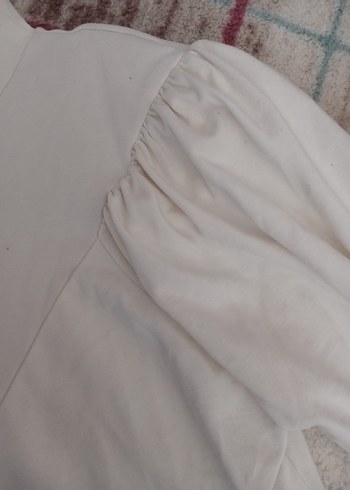 Beyaz Yüksek Yakalı Kadın badiy - Görsel 3