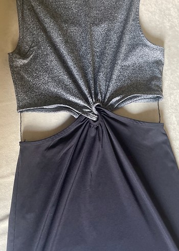 Gri ve Siyah Drapeli Midi Elbise - Görsel 12