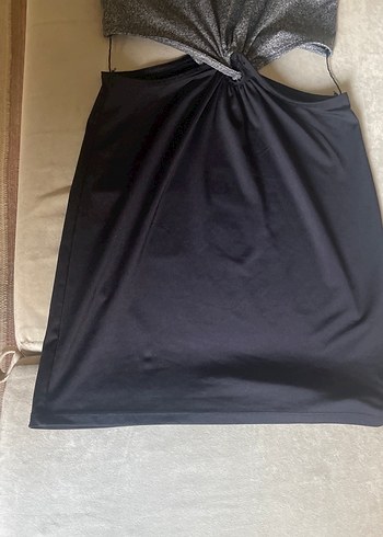 Gri ve Siyah Drapeli Midi Elbise - Görsel 5