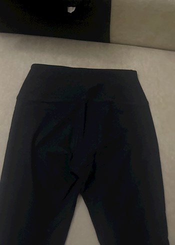 HOLLISTER XS BEDEN YENİ Siyah Baskılı Kadın Tayt - Görsel 9