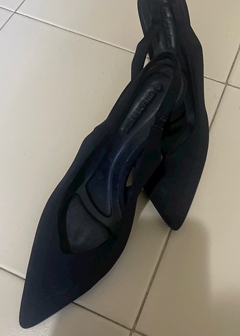 STRATİVARİUS 38 Siyah Tokalı Stiletto Kadın Topuklu Ayakkabı - Görsel 3