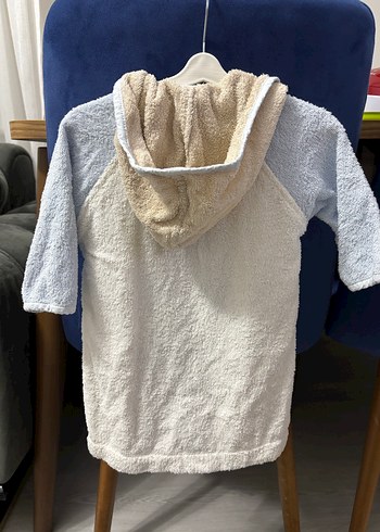 Kapüşonlu Erkek Çocuk Nakışlı Bornoz - Görsel 4