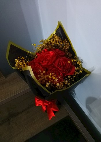 Diğer Kırmızı Fiyonklu Bohem Çiçek Broş