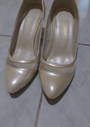Bej Stiletto Topuklu Kadın Ayakkabı