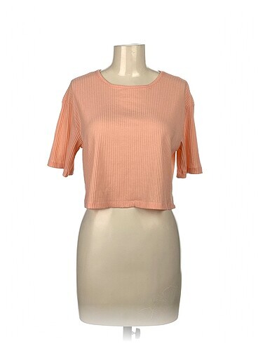 Trendyol & Milla T-shirt %70 İndirimli.