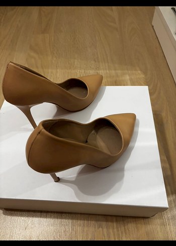 Bej Deri Stiletto Topuklu Kadın Ayakkabı - Görsel 2
